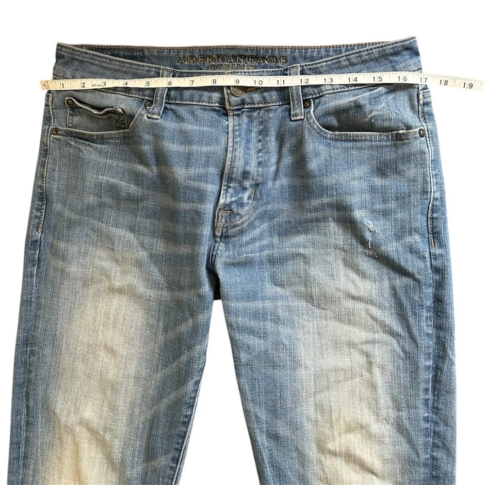 American Eagle Outfitters stylish light
